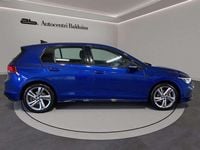 Usata VW Golf VIII R-line 150 CV (110 kW) 2023 Lapiz blue metallizzato Berlina