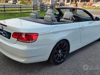 Usata BMW 325 Cabriolet Efficient Dynamics 197 CV (144 kW) 2008 Bianco Cabrio