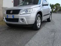 Usata Suzuki Grand Vitara 129 CV (94 kW) 2006 Grigio SUV