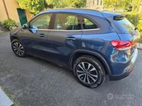 Usata Mercedes GLA180 136 CV (100 kW) 2022 Blu SUV