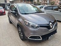 Usata Renault Captur Intens 110 CV (80 kW) 2015 Grigio SUV