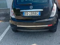 Usata Lancia Ypsilon Platinum 75 CV (55 kW) 2011 Nero Utilitaria