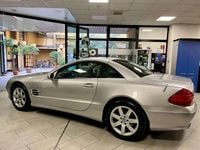 Usata Mercedes SL350 245 CV (180 kW) 2004 Grigio Cabrio