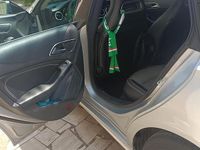 Usata Mercedes GLA180 122 CV (89 kW) 2016 Grigio SUV