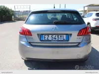Usata Peugeot 308 GT-line 120 CV (88 kW) 2015 Grigio Berlina
