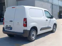 Usata Peugeot Partner 102 CV (75 kW) 2022 Bianco Monovolume