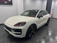 Nuova Porsche Cayenne Turbo GT 474 CV (348 kW) 2026 Beige SUV