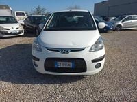 Usata Hyundai i10 Dynamiq 66 CV (48 kW) 2010 Bianco Utilitaria