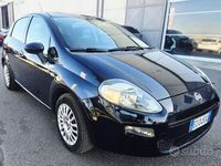 Usata Fiat Punto Lounge 75 CV (55 kW) 2015 Nero Utilitaria