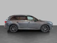 Usata Audi Q7 S-Line 286 CV (210 kW) 2025 Grigio daytona perla SUV