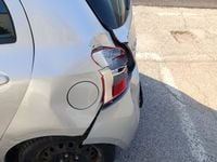 Usata Toyota Yaris 86 CV (63 kW) 2007 Grigio Utilitaria