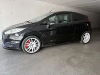 Usata Ford Fiesta ST 182 CV (133 kW) 2016 Nero Utilitaria
