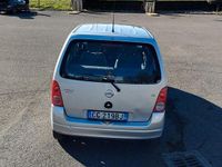 Usata Opel Agila 75 CV (55 kW) 2003 Grigio Monovolume