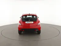 Usata Lancia Ypsilon Silver 70 CV (51 kW) 2022 Rosso Utilitaria