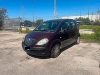 Usata Lancia Musa 69 CV (50 kW) 2007 Viola Monovolume