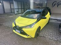Usata Toyota Aygo Cool 69 CV (50 kW) 2017 Giallo Utilitaria