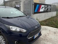 Usata Ford Fiesta 95 CV (69 kW) 2015 Blu Berlina