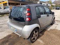 Usata Smart ForFour 95 CV (69 kW) 2005 Argento Utilitaria