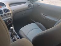 Usata Peugeot 206 68 CV (50 kW) 2005 Grigio Berlina