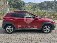 Käytetty Hyundai Kona 120 HP (88 kW) 2022 Punainen Katumaasturi