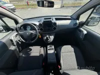 Usata Peugeot Partner Tepee 99 CV (72 kW) 2017 Grigio Monovolume