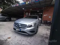 Usata Mercedes A180 109 CV (80 kW) 2015 Grigio Utilitaria