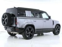 Usata Land Rover Defender SE Dynamic 400 CV (294 kW) 2022 Argento SUV