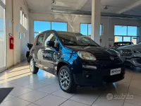 Usata Fiat Panda Lounge 71 CV (52 kW) 2020 Blu notte Utilitaria