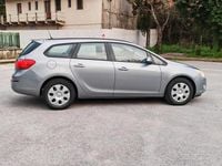 Usata Opel Astra 110 CV (80 kW) 2011 Grigio Station wagon