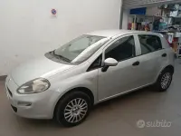 Usata Fiat Grande Punto 77 CV (56 kW) 2017 Grigio Utilitaria