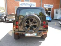 Usata Land Rover Defender SE Dynamic 200 CV (147 kW) 2022 Nero SUV