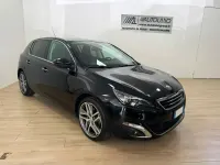 Usata Peugeot 308 120 CV (88 kW) 2015 Nero Berlina