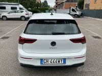 Usata VW Golf VIII Life 116 CV (85 kW) 2022 Bianco Berlina