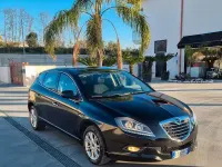 Usata Lancia Delta 105 CV (77 kW) 2014 Nero Utilitaria