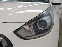 Usata Kia Niro Style 105 CV (77 kW) 2016 Bianco SUV