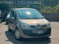Usata Renault Modus Dynamique 75 CV (55 kW) 2010 Beige Monovolume