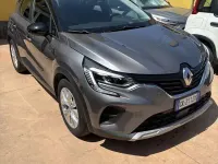 Usata Renault Captur Business 101 CV (74 kW) 2022 Grigio SUV