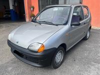 Usata Fiat Seicento Young 39 CV (28 kW) 2000 Argento Utilitaria