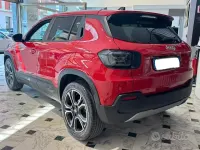 Usata Jeep Avenger Summit 101 CV (74 kW) 2023 Rosso SUV