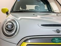Usata Mini Cooper SE 75 kW (102 CV) 2020 Argento Utilitaria