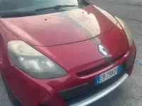 Usata Renault Clio II 75 CV (55 kW) 2010 Rosso Berlina