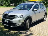 Usata Dacia Sandero Prestige 90 CV (66 kW) 2013 Argento Berlina
