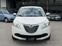 Usata Lancia Ypsilon Silver 80 CV (58 kW) 2014 Bianco Utilitaria