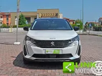 Usata Peugeot 3008 Allure 131 CV (96 kW) 2022 Bianco SUV
