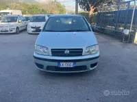 Usata Fiat Punto 60 CV (44 kW) 2003 Bluazzurro Utilitaria