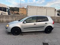 Begagnad VW Golf IV Sportline 150 HK (110 kW) 2004 Grå Sedan