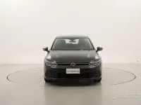 Usata VW Golf VIII Life 110 CV (80 kW) 2022 Grigio Berlina
