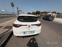 Usata Renault Mégane IV 110 CV (80 kW) 2016 Bianco Berlina