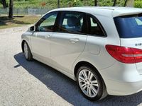 Usata Mercedes B180 2011 Bianco Monovolume
