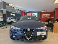 Usata Alfa Romeo Giulia 150 CV (110 kW) 2016 Blu Berlina